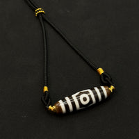 Three-eyed Dzi Bead Necklace(宝盖三眼天珠)
