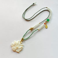 White shell phoenix nine pendant