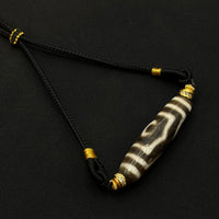 Three-Eye Dzi Bead Necklace（宝盖三眼）