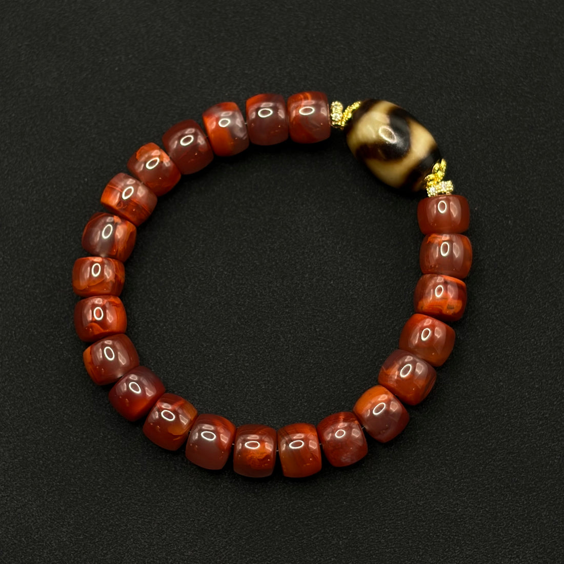 Southred Agate Bracelet （牛血火焰红南红手串）