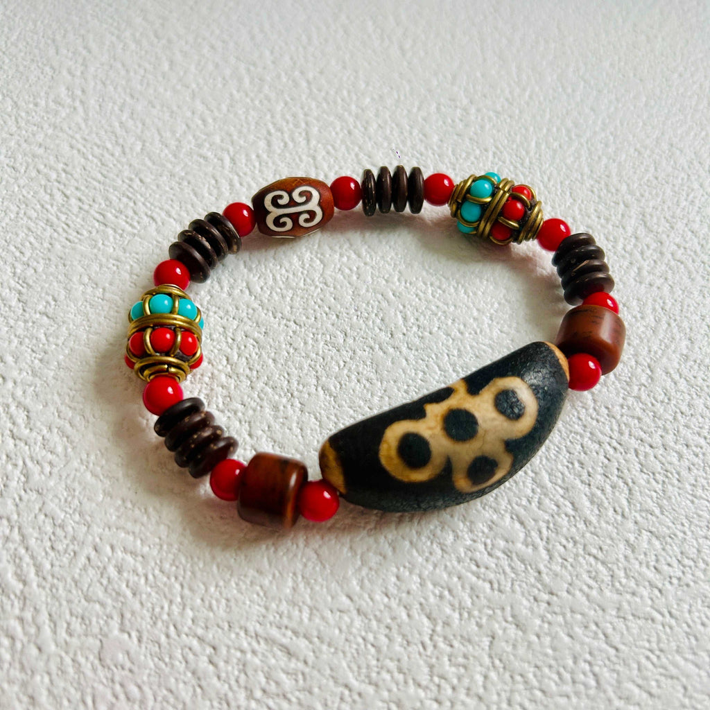 Lightning Five Eyes Dzi Bead Bracelet