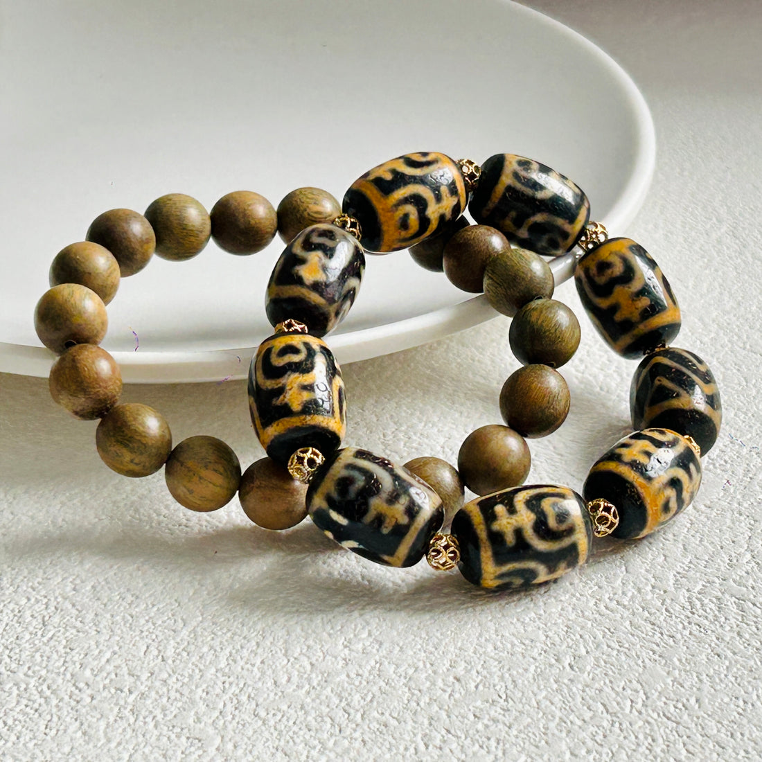 Treasure Vase Dzi Bead Bracelet