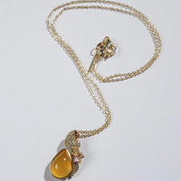 cordate amber Parrot Pendant