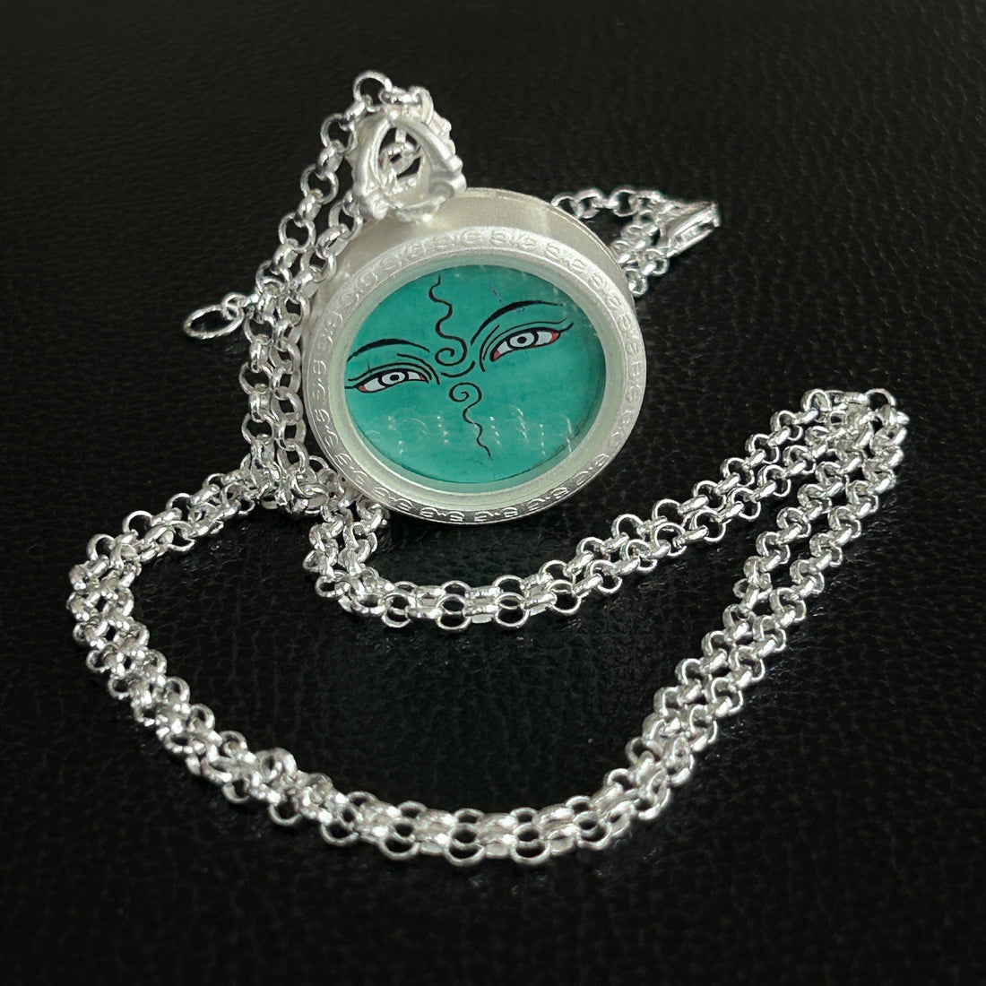 Bodhisattva Tara Green's Eye Thangka Silver Chain Necklace