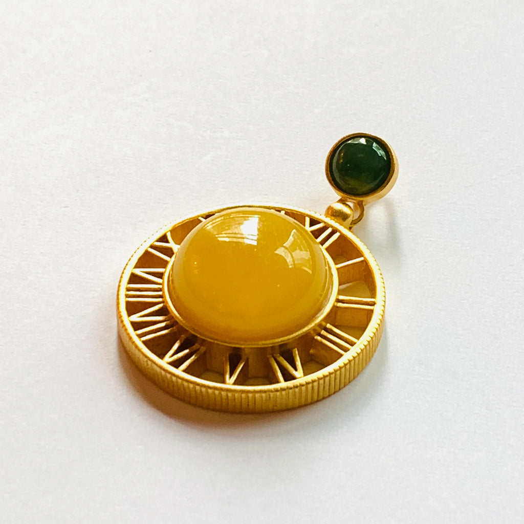 Amber Pendant