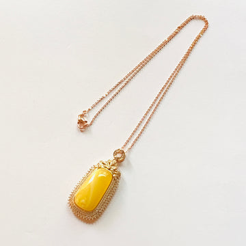 Amber pendant