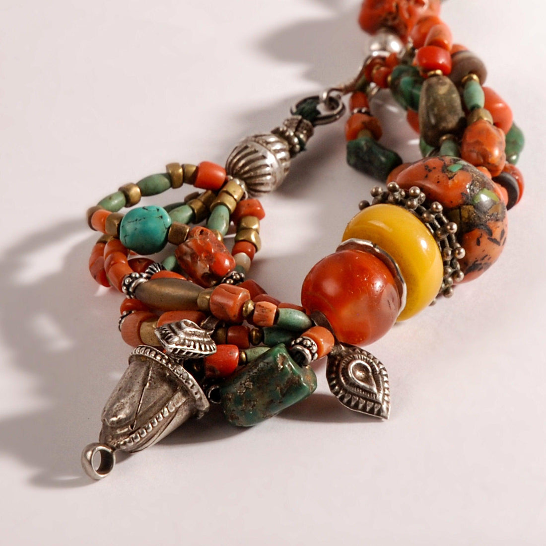 Amber & Red Coral Bracelet - BTSAN PO