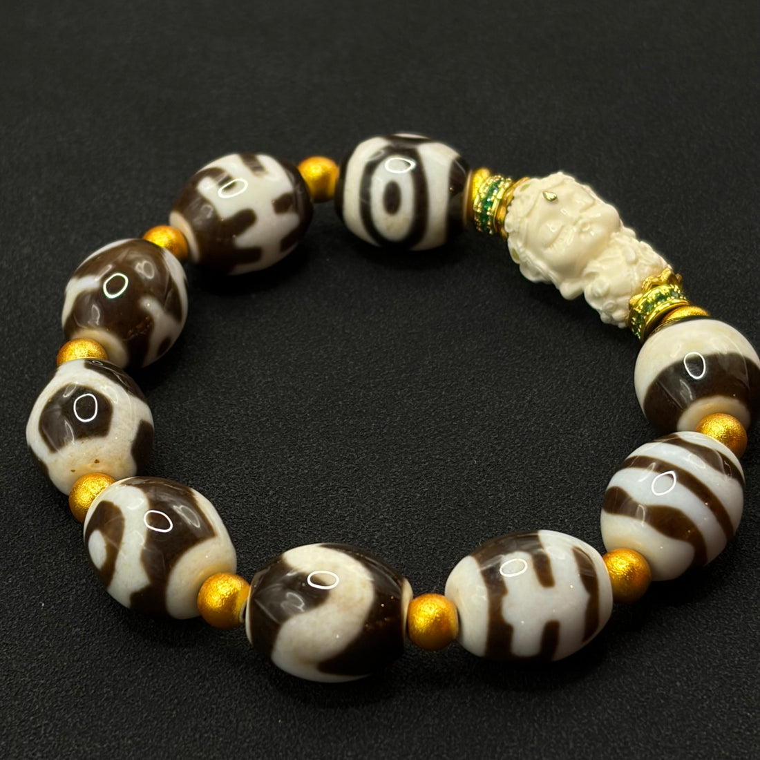 Porcelainized Multi-Treasure Dzi Bead Bracelet（猛犸绿度母瓷白多宝天珠）