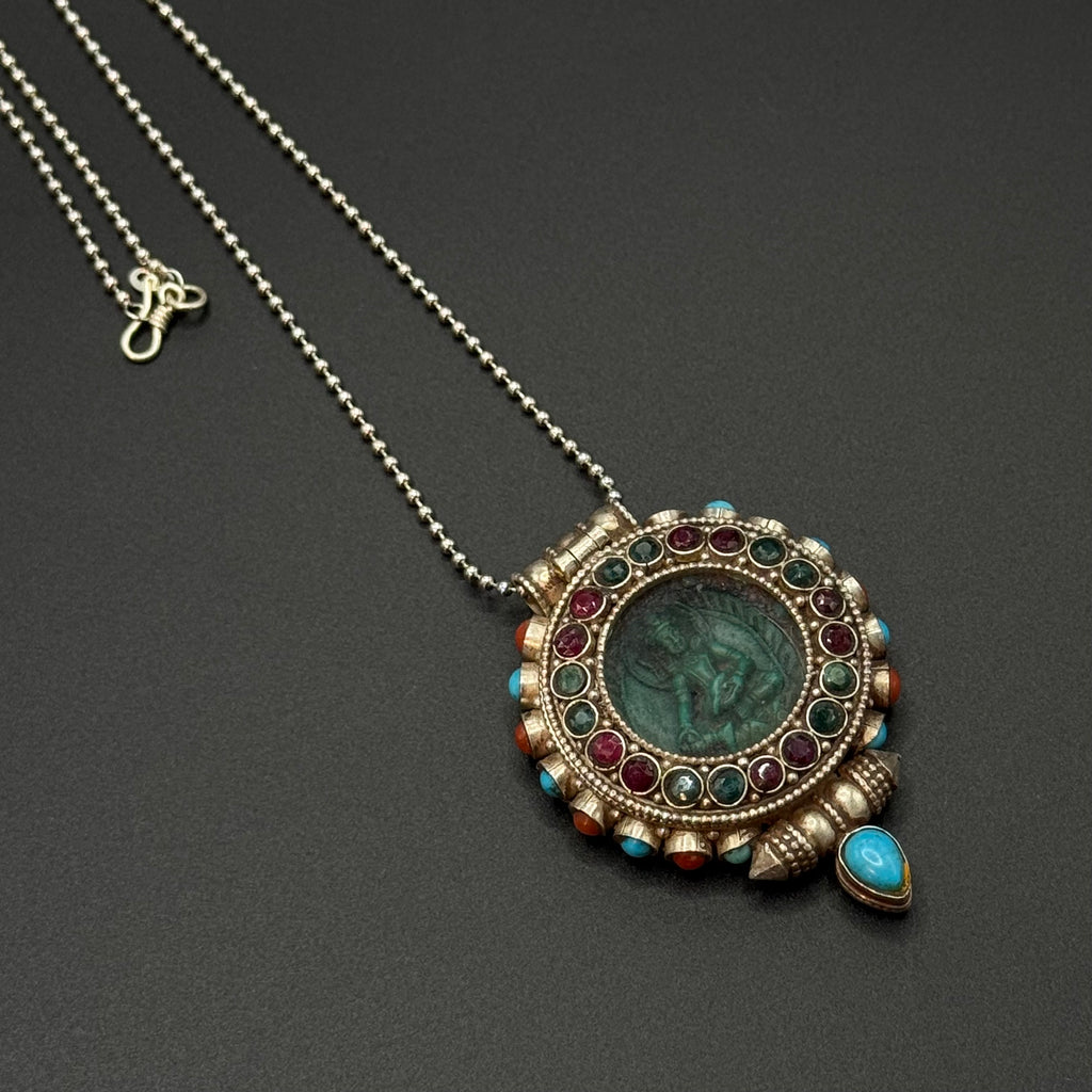 Jambhala-yellow Ghau Box Pendant(黄财神嘎乌盒）