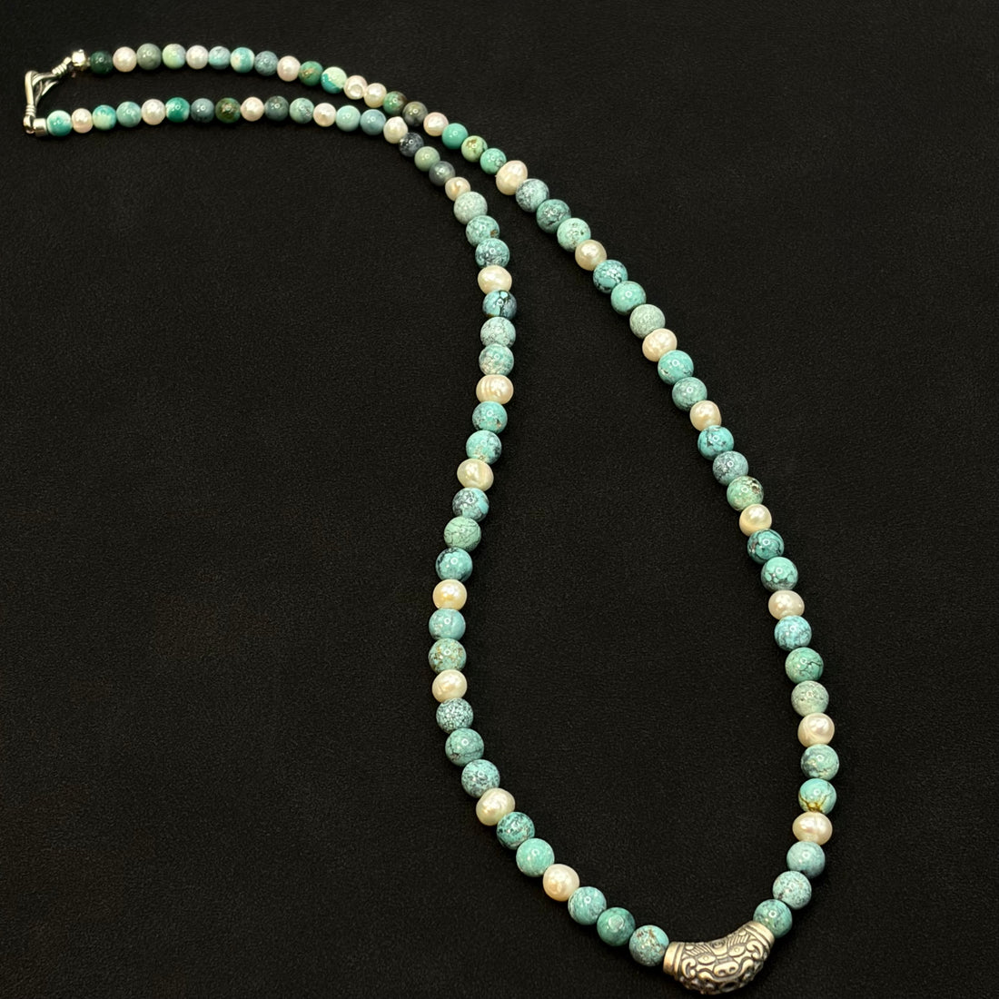 Turquoise & Baroque Pearl Necklace（原矿绿松石巴洛克珍珠项链）