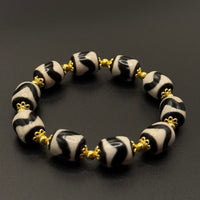 Tiger Tooth Dzi Bead Bracelet（虎牙天珠手串）