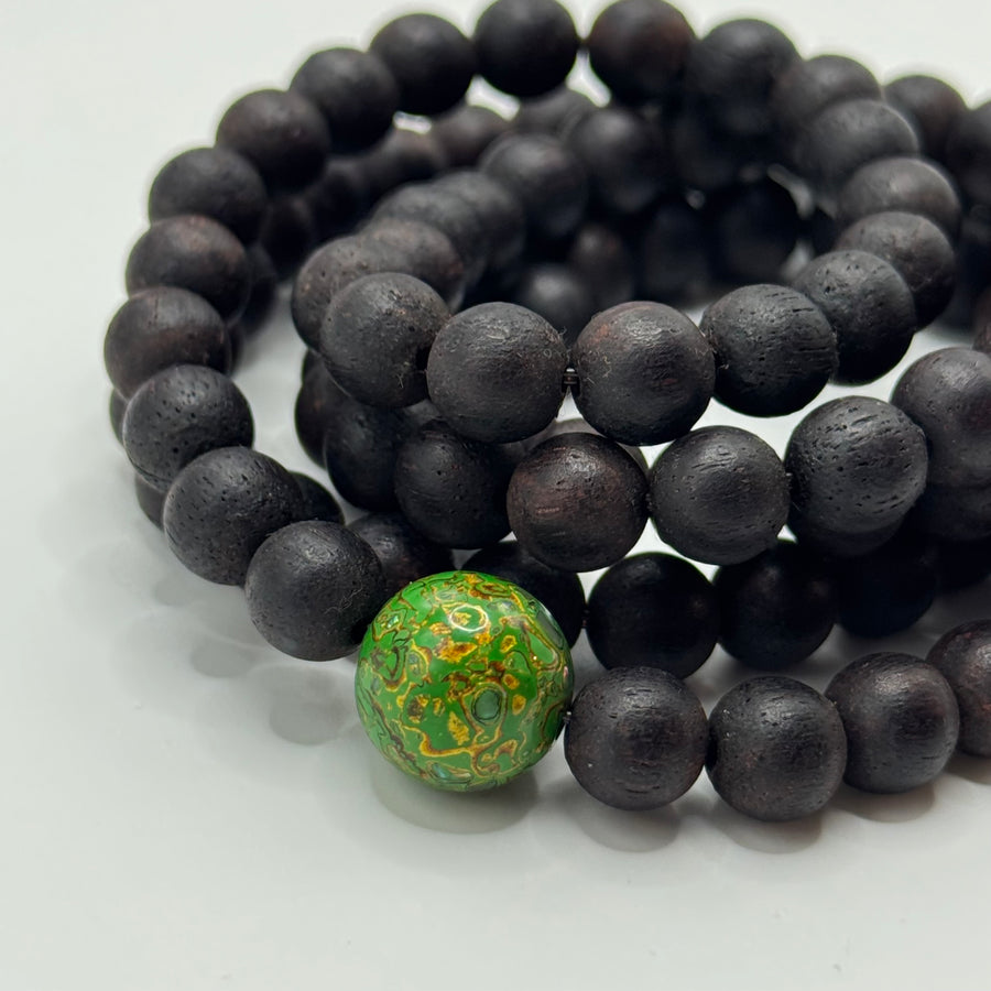 108 Rosewood prayer beads & Akasagarbha Bodhisattva& Lacquer Bead （降真香108颗& 虚空藏菩萨&大漆珠）