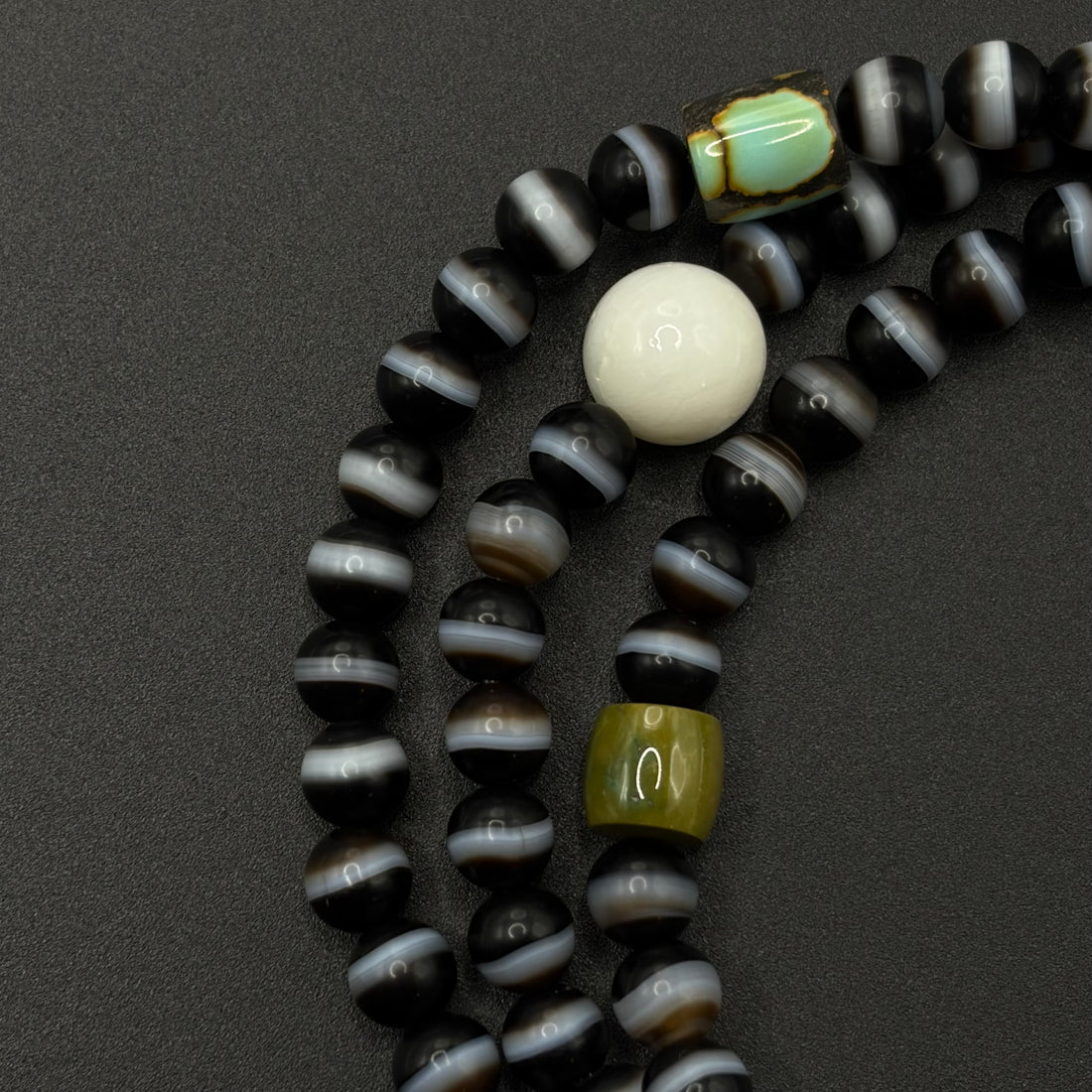 One-Line Medicine Dzi Bead 108 prayer beads(天然一线药师天珠108颗)