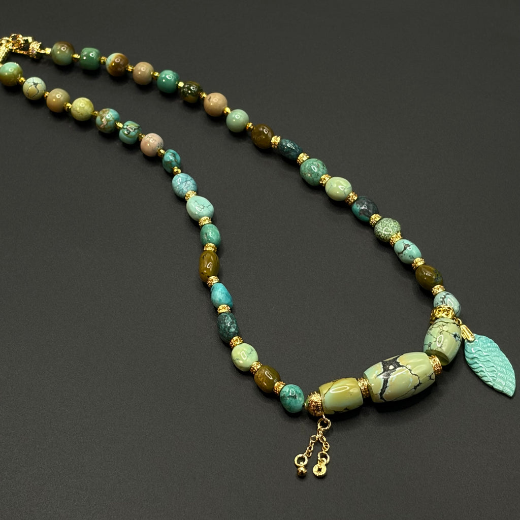 Turquoise Necklace（原矿绿松石枣珠项链）