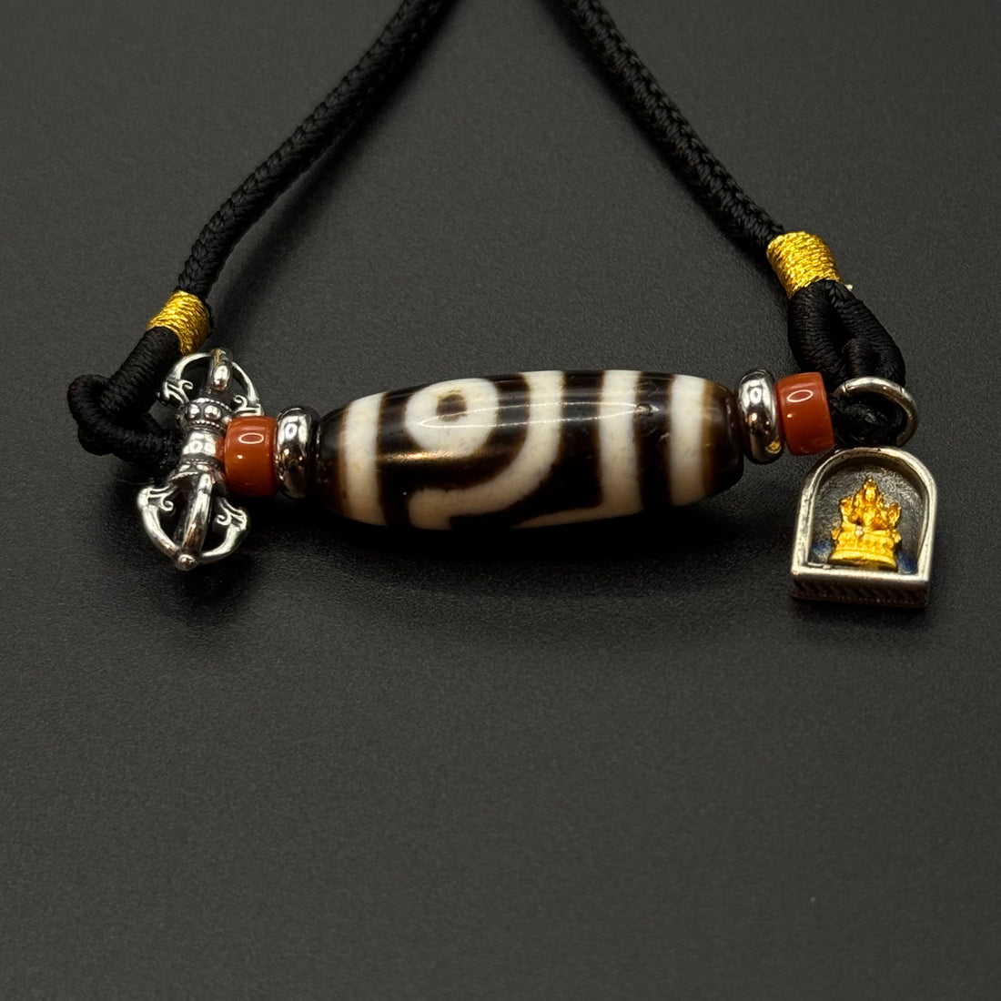 Two-eye Dzi Bead & Vaja &Greentara Necklace (如意二眼天珠 &金刚杵&绿度母&南红）