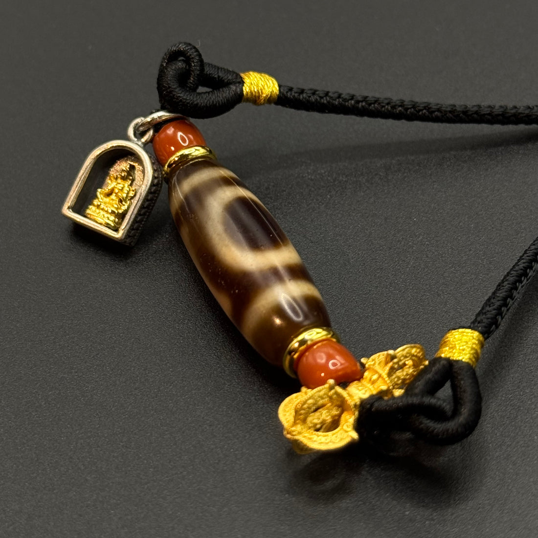 Dzi Bead & Vaja & greentara Necklace (天地珠 &金刚杵&绿度母&南红）