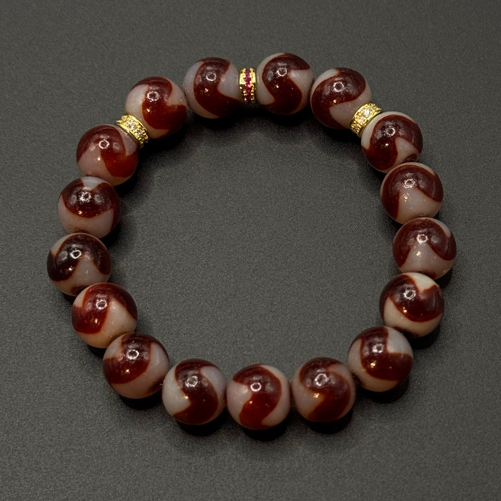 Tiger Tooth Dzi Bead Bracelet (红肉虎牙天珠）
