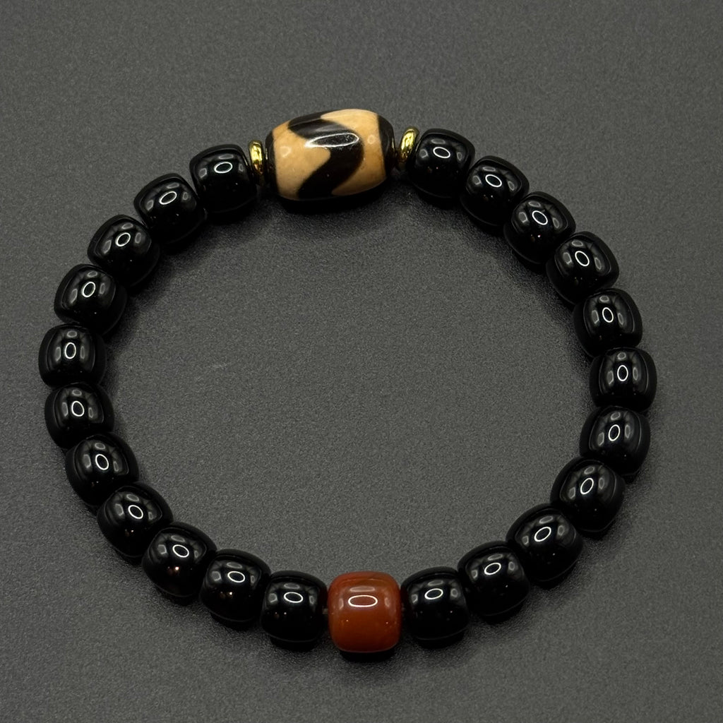 Agate Dzi bead bracelet （虎牙黑玛瑙手串）