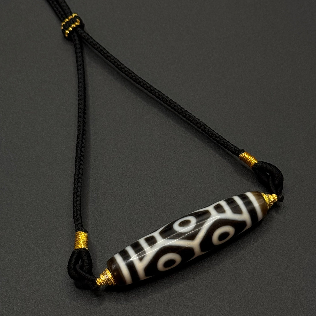 Six-eyed Dzi Bead Necklace (龙六眼天珠项链)