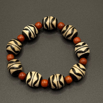 Dzi Bead &Southred Agate Bracelet (中线双虎牙天珠 &锦红色南红）