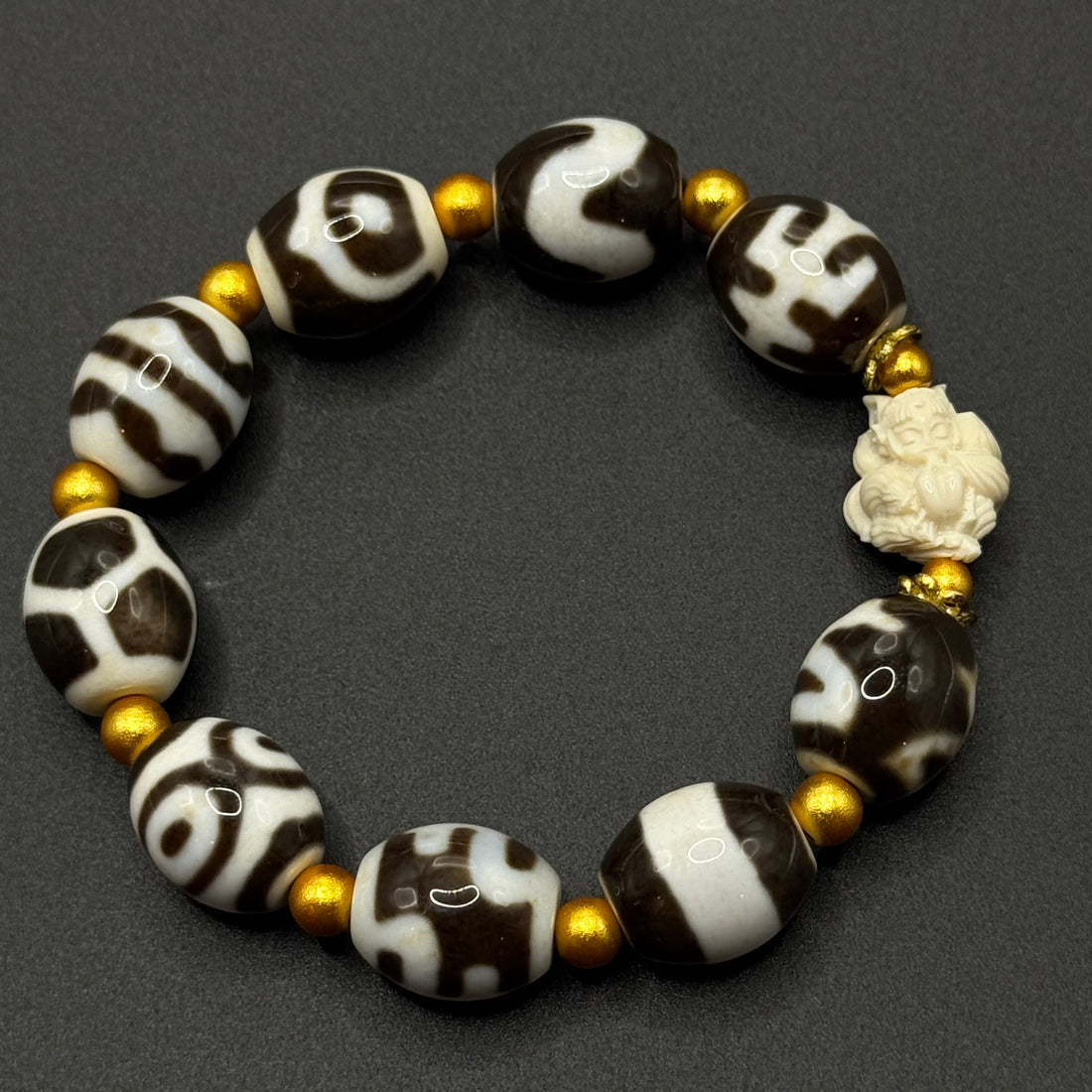 Nine-Tailed Fox Porcelainized Multi-Treasure Dzi Bead Bracelet（猛犸九尾狐瓷白多宝天珠）