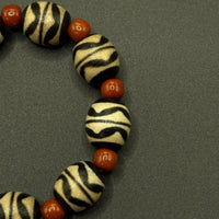 Dzi Bead &Southred Agate Bracelet (中线双虎牙天珠 &锦红色南红）