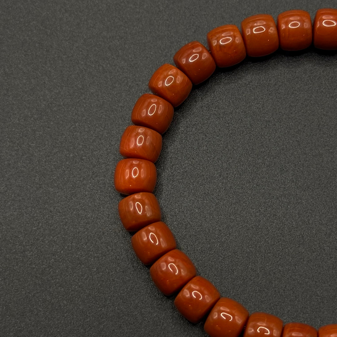 Four-eyed Dzi bead Southred Agate Bracelet (四眼天珠柿子红南红手串）