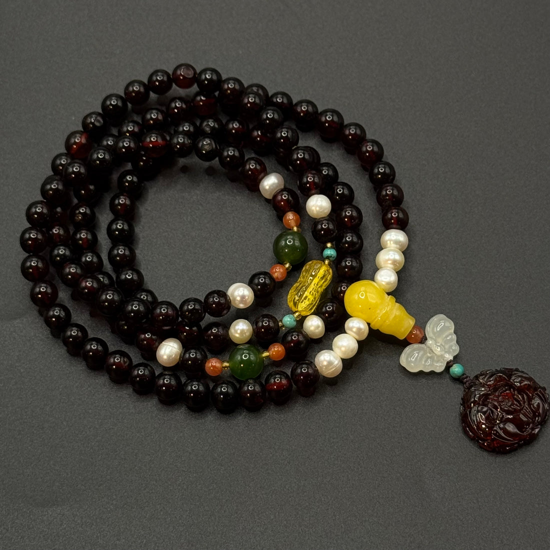 Succinum Amber 4-Ring Peony Flower Bracelet