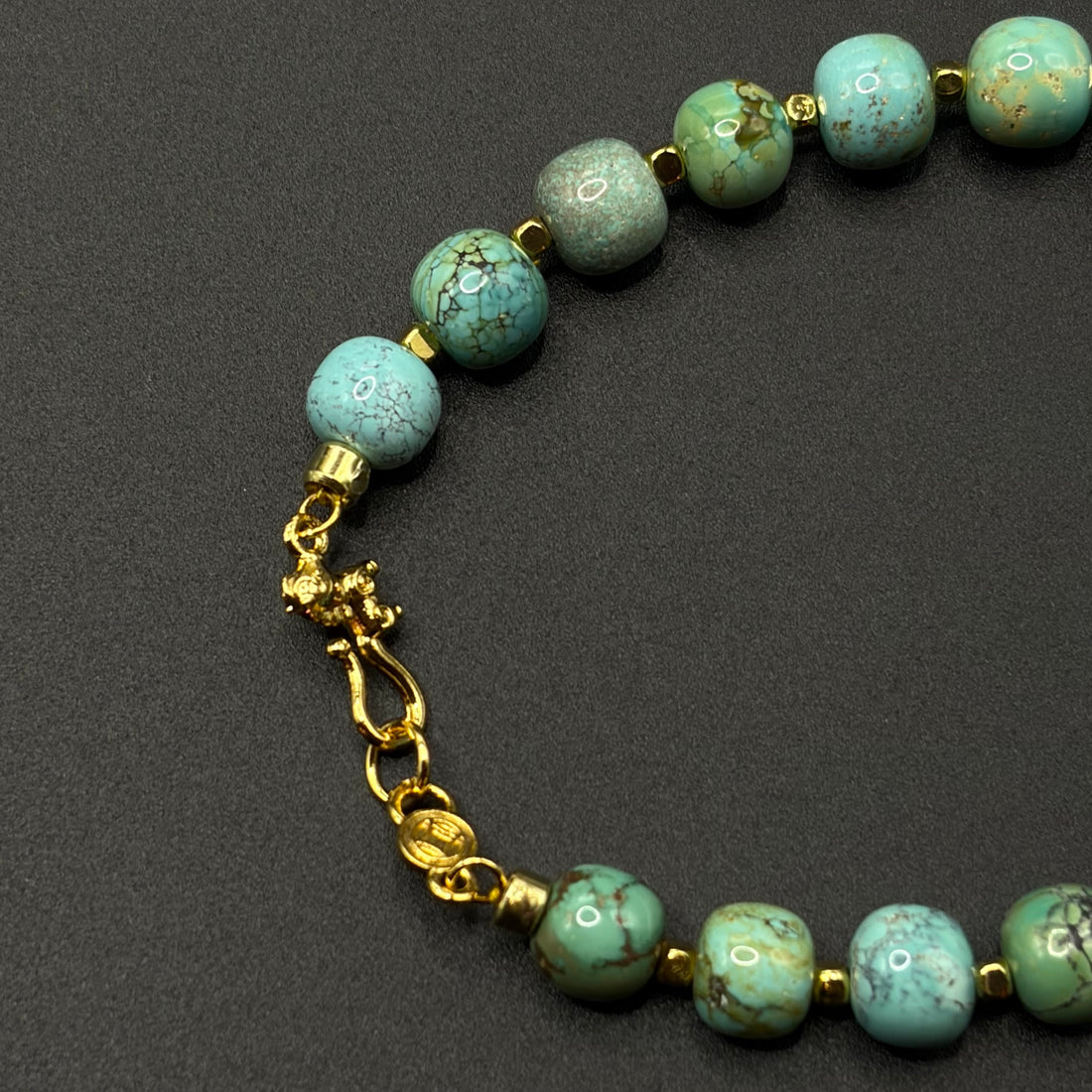 Turquoise & Agarwood Bracelet （原矿绿松石沉香手链）
