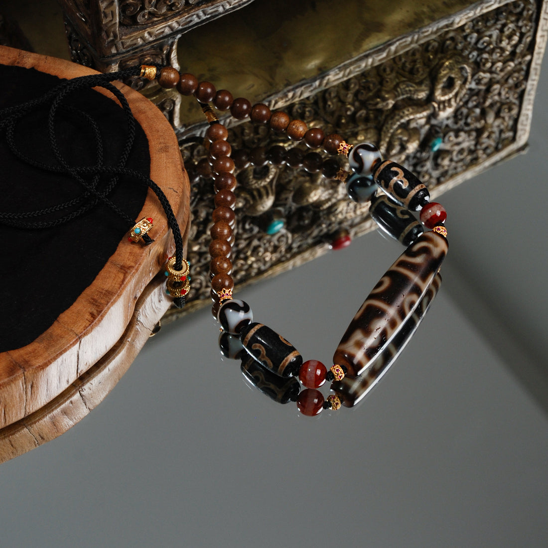 Bodhisattva Tara Dzi Bead Agilawood Necklace