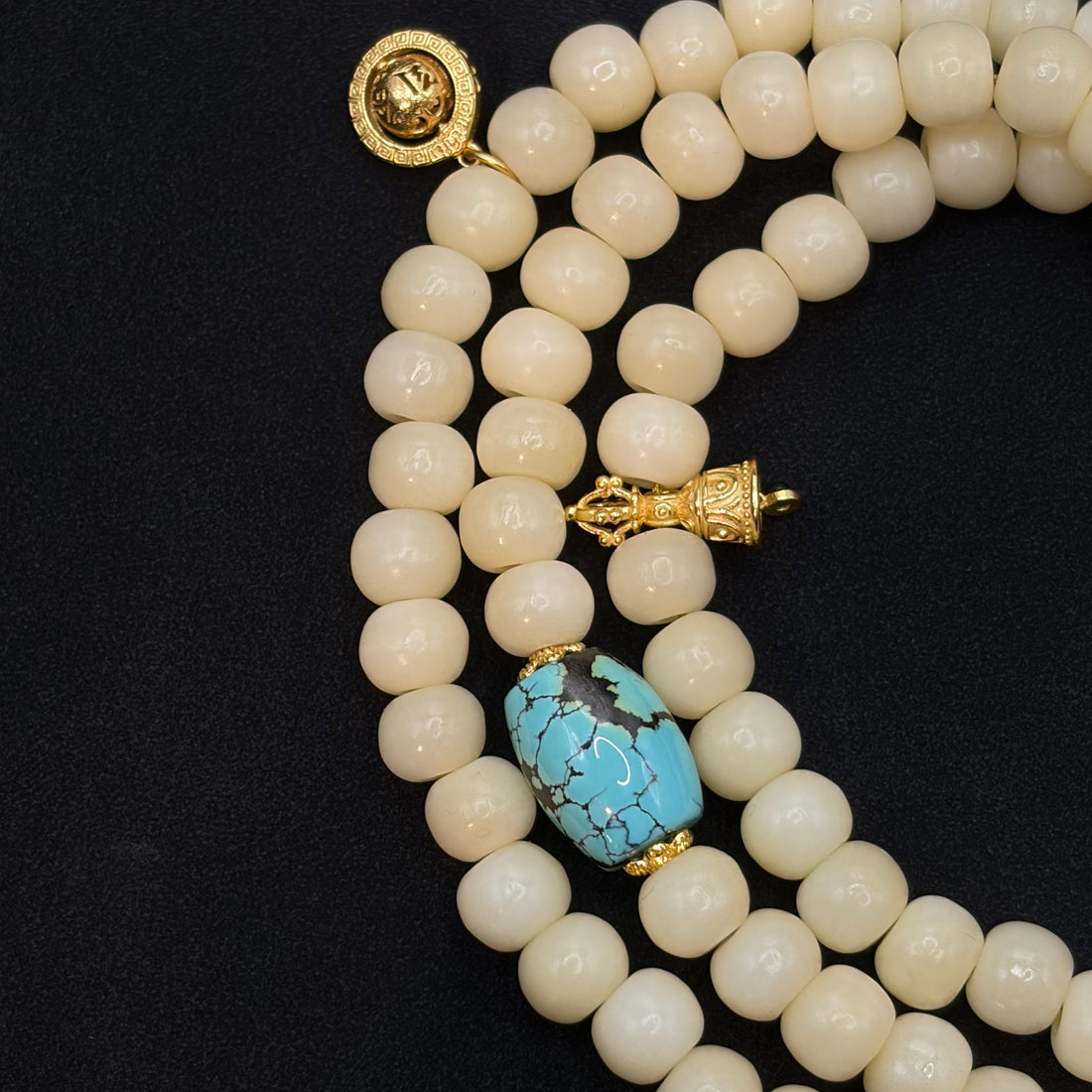 Handcrafted from Camel Bone 1080Beads Bracelet
（驼骨108颗绿松石）