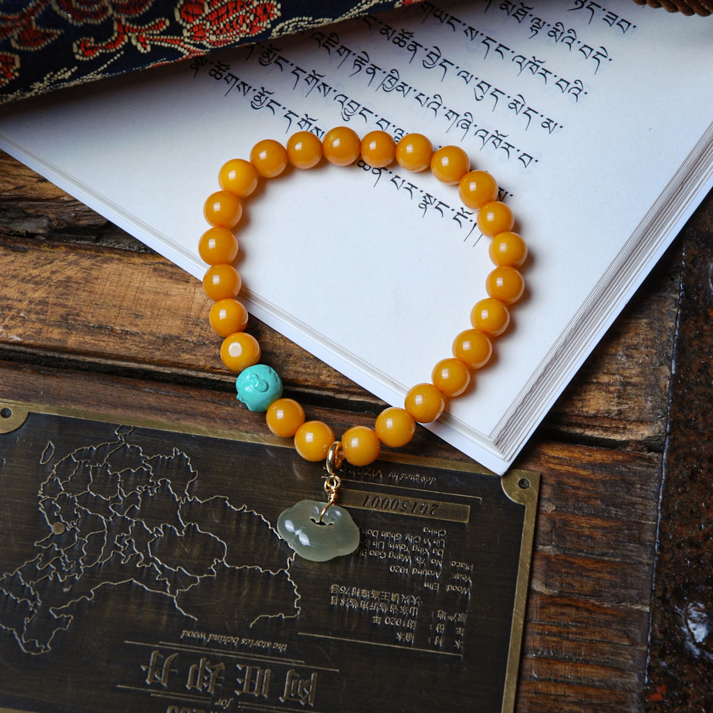 Amber bracelet