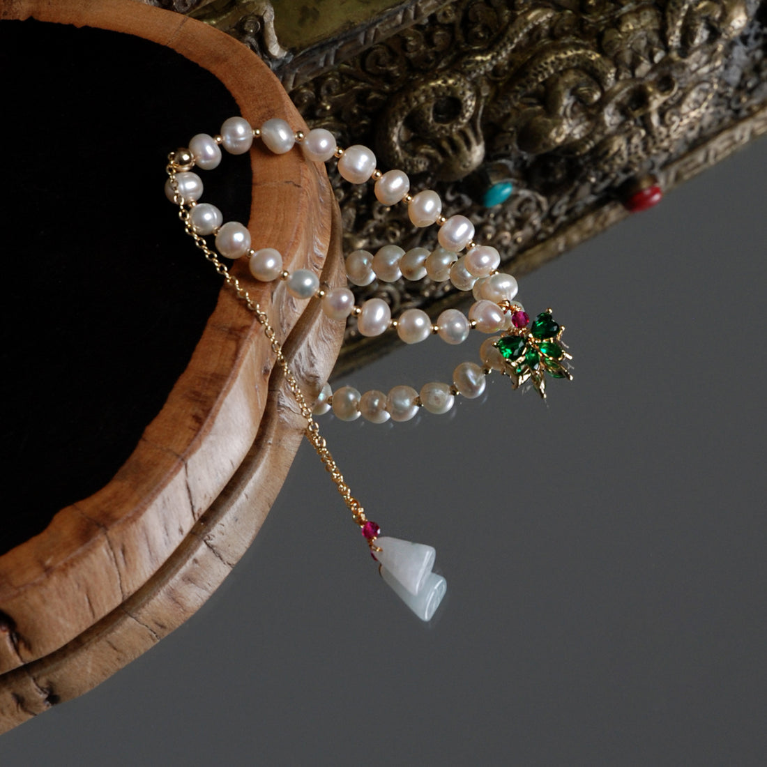 Pearl Bow Bracelet
