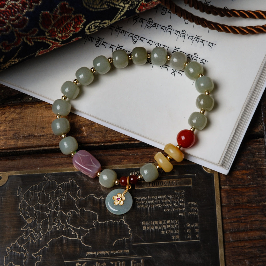 Hetian jade safety buckle bracelet