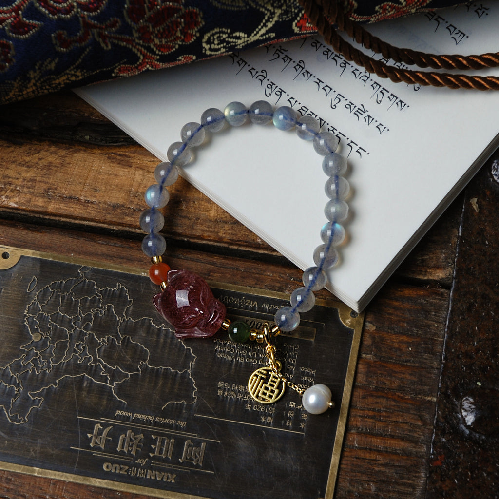 Grey  Moonstone Little Fox Bracelet