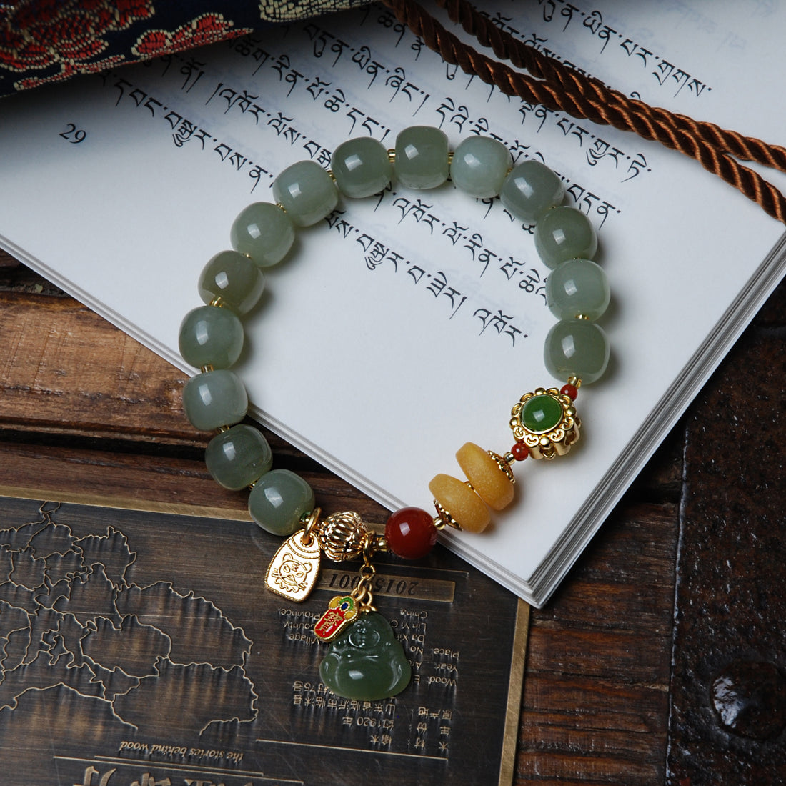 Hetian Jade Old Bead with Buddha Bracelet