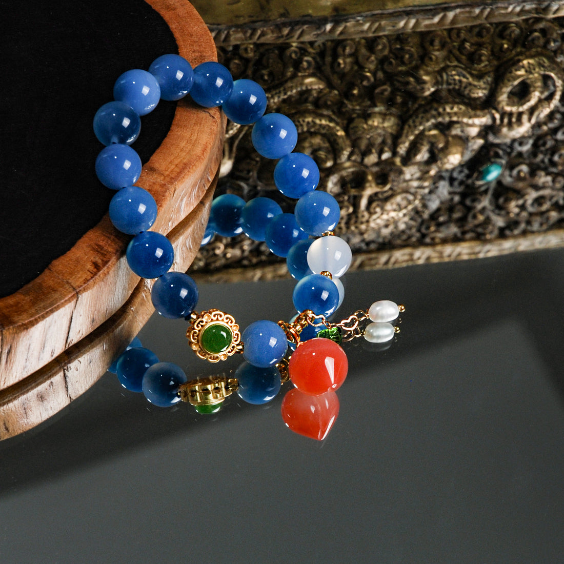 Blue Sugar Heart Agate Bracelet