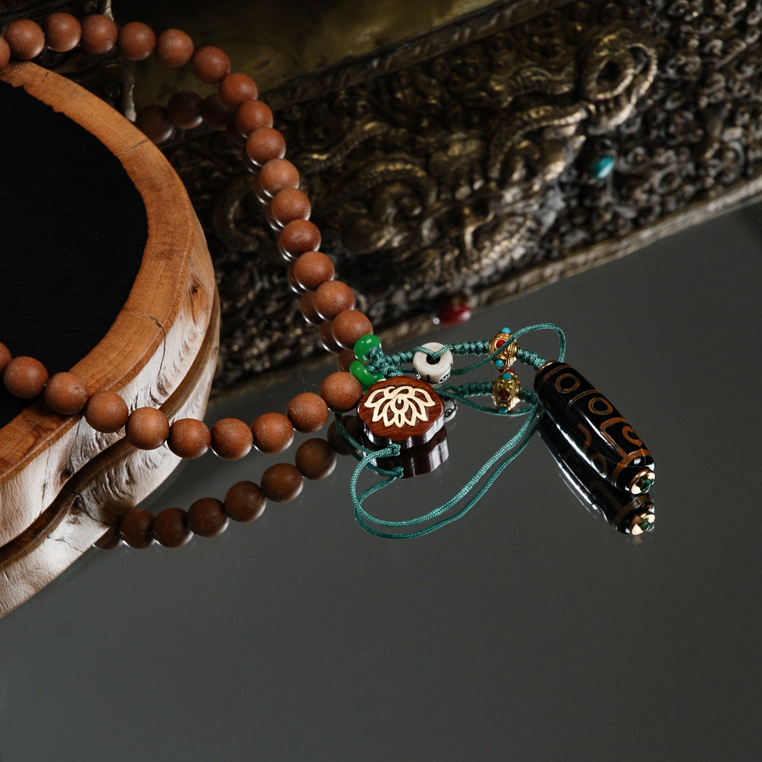 Agarwood Nine Eyes Dzi Bead Pendant