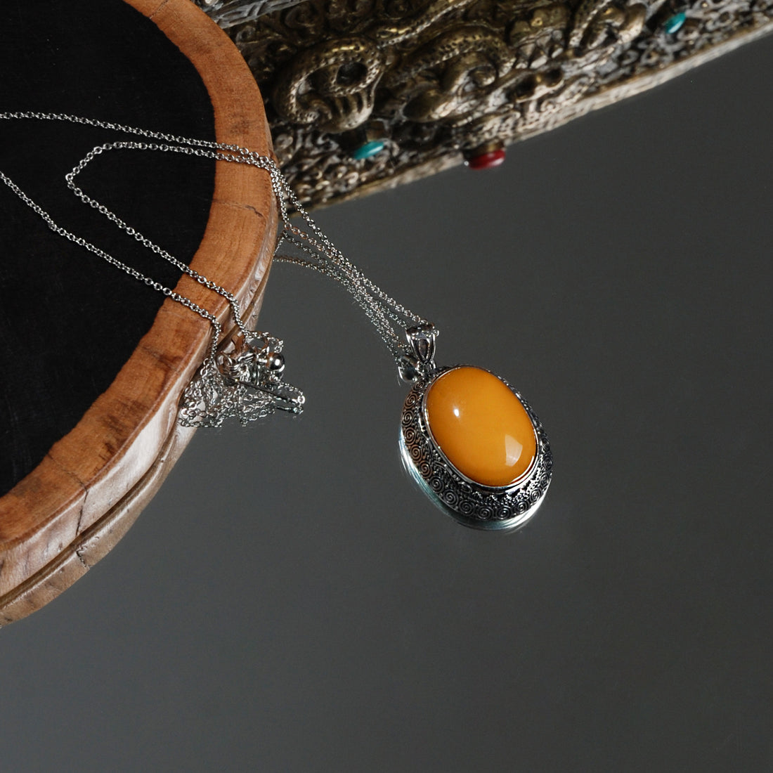 Old Amber Retro Silver Pendant