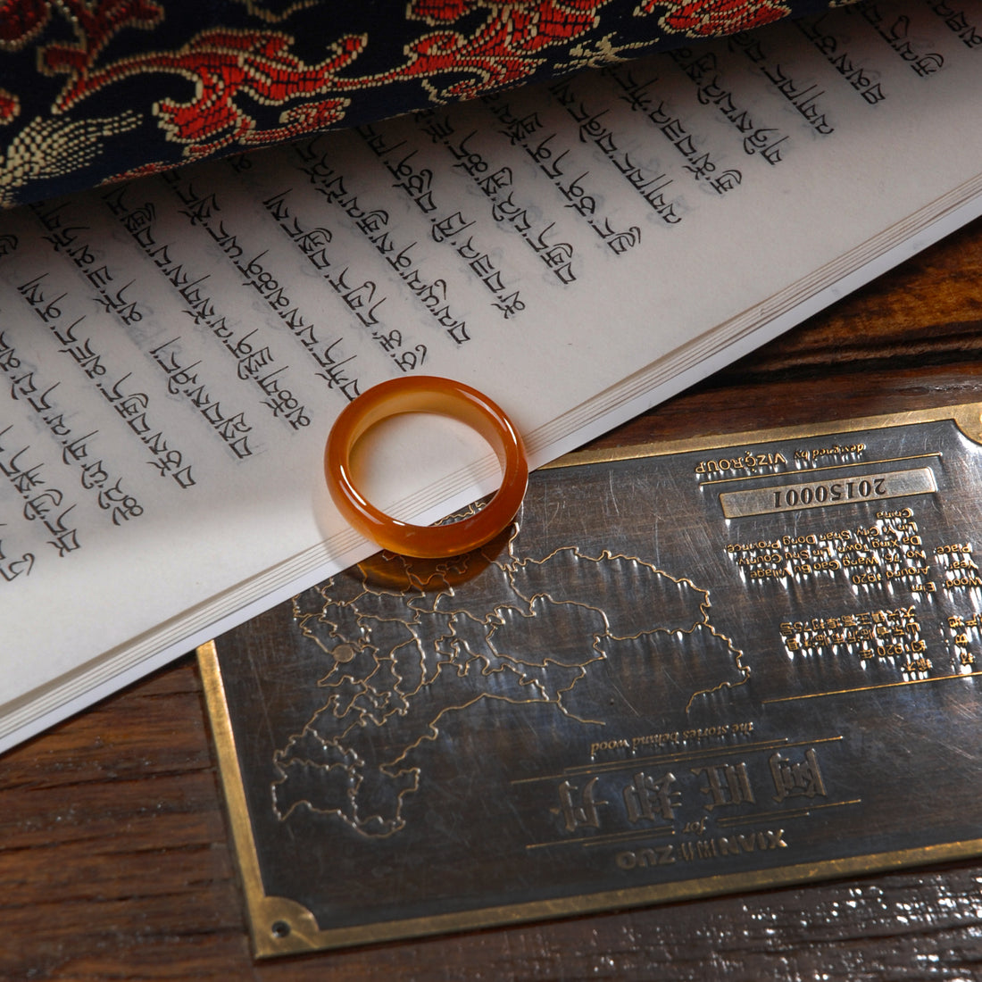 Canary Stone Thumb Ring