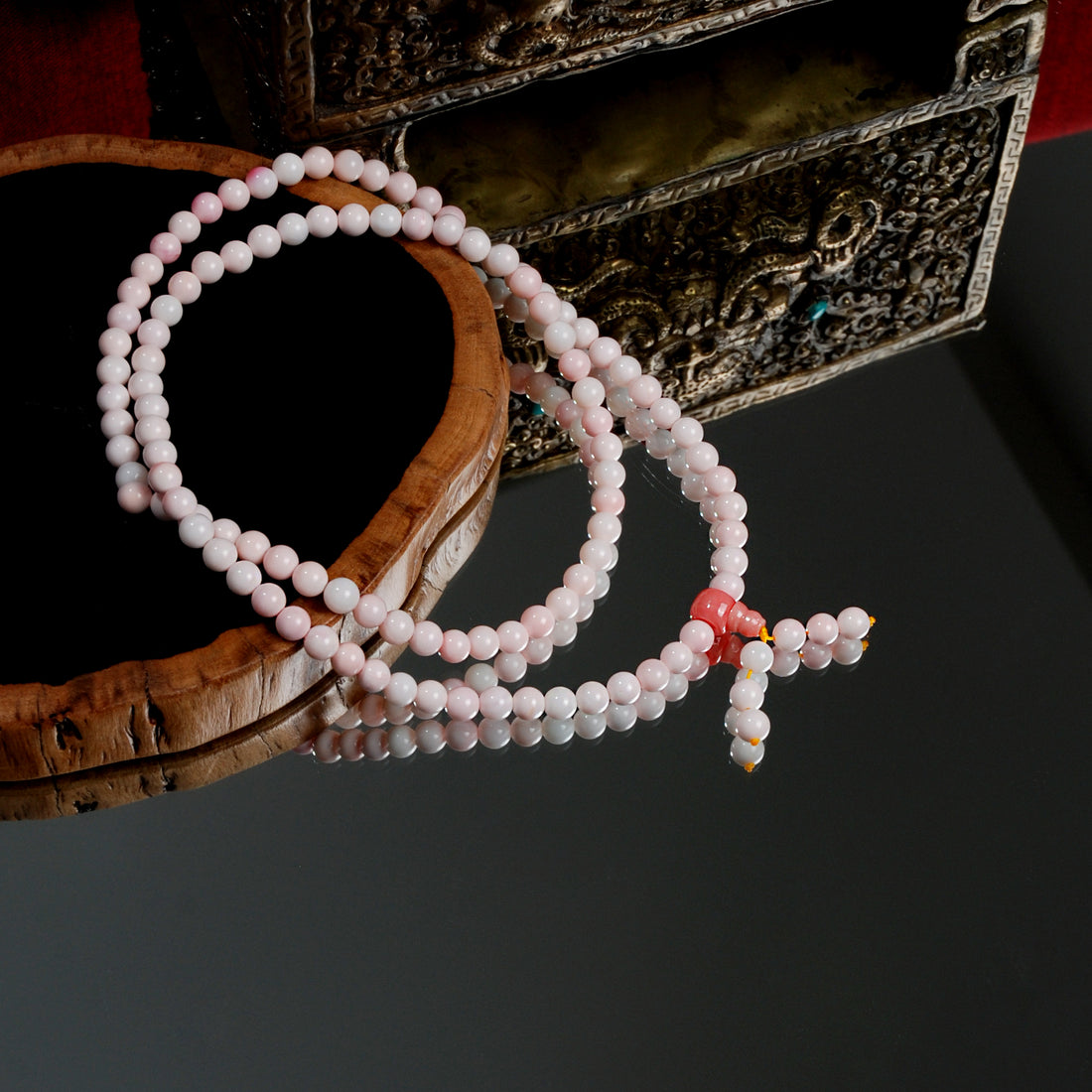 Pink Shell Four-Loop Bracelet