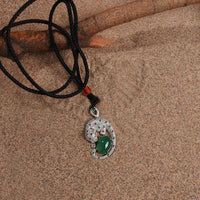 Chalcedony Leopard Head Pendant